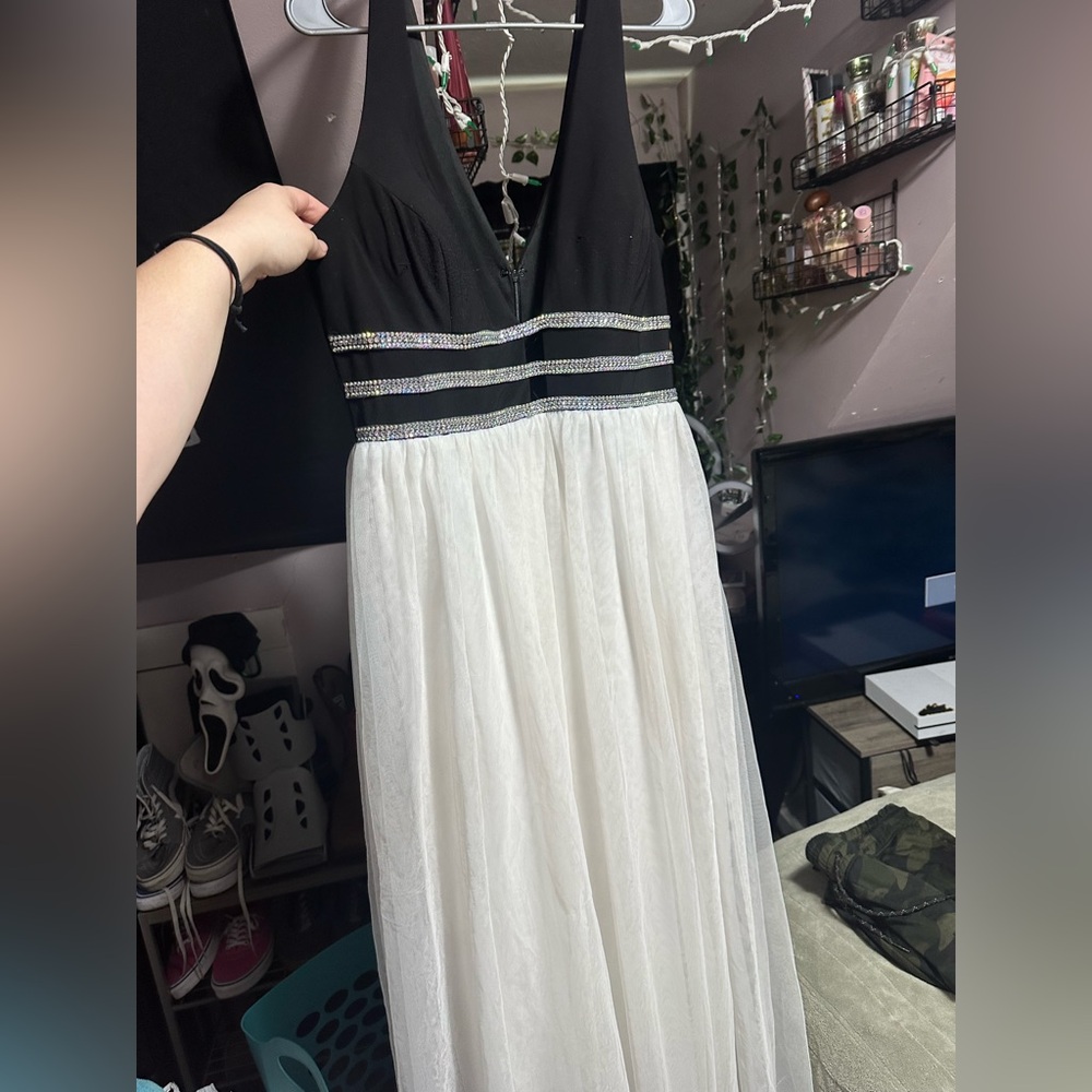 Black and White David’s Bridal Prom Dress